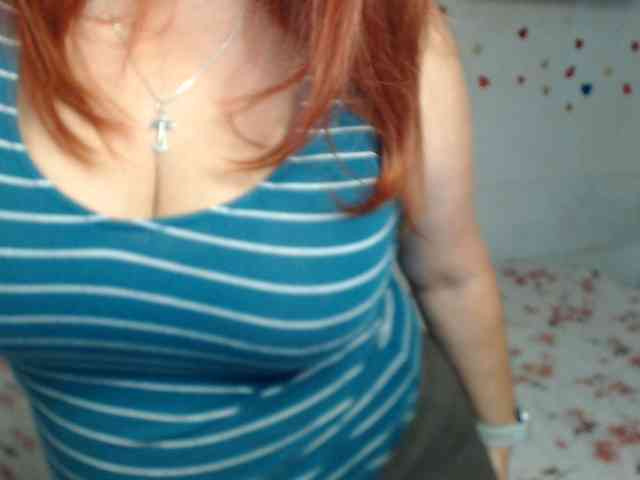 Lilia4joy webcam