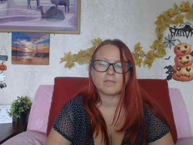 Lilia4joy webcam