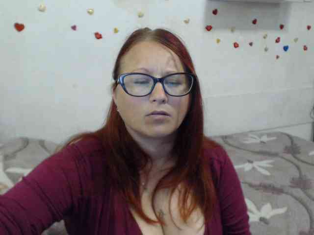 Lilia4joy webcam