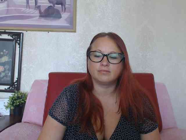 Lilia4joy webcam