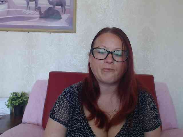 Lilia4joy webcam