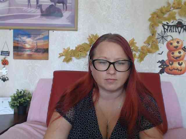 Lilia4joy webcam