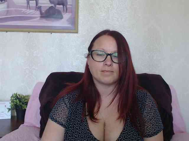 Lilia4joy webcam