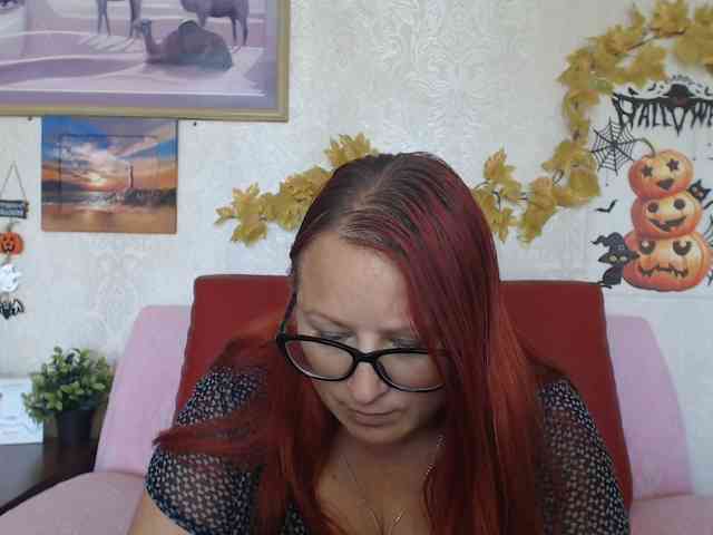 Lilia4joy webcam