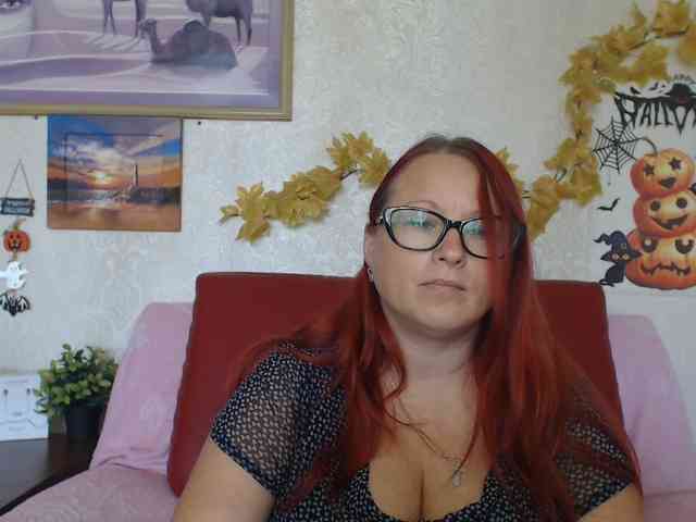 Lilia4joy webcam