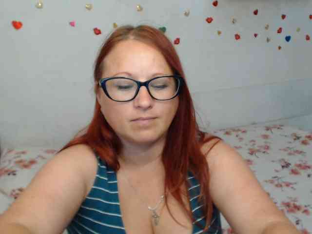 Lilia4joy webcam