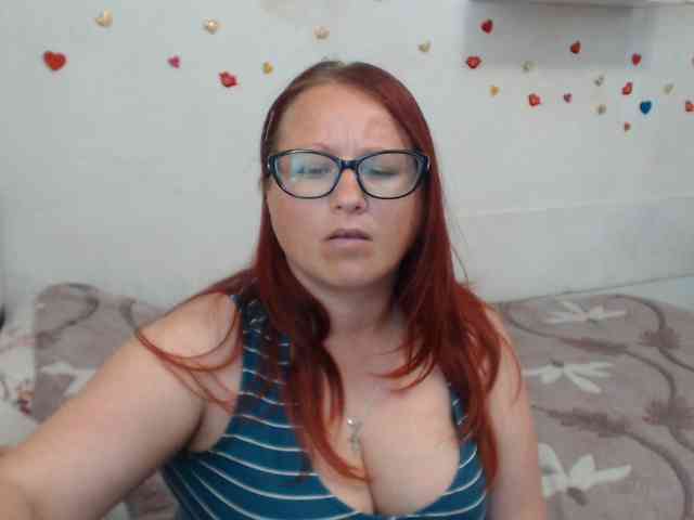 Lilia4joy webcam