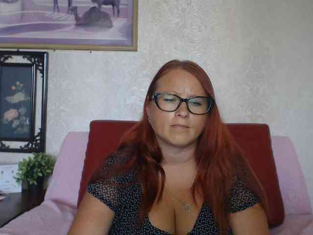 Lilia4joy webcam