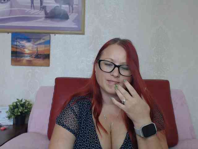Lilia4joy webcam