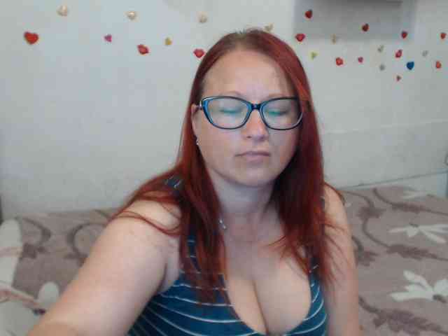 Lilia4joy webcam