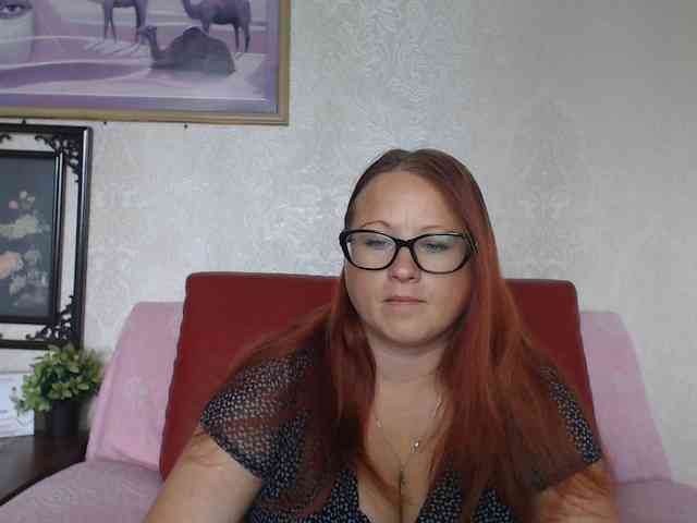 Lilia4joy webcam