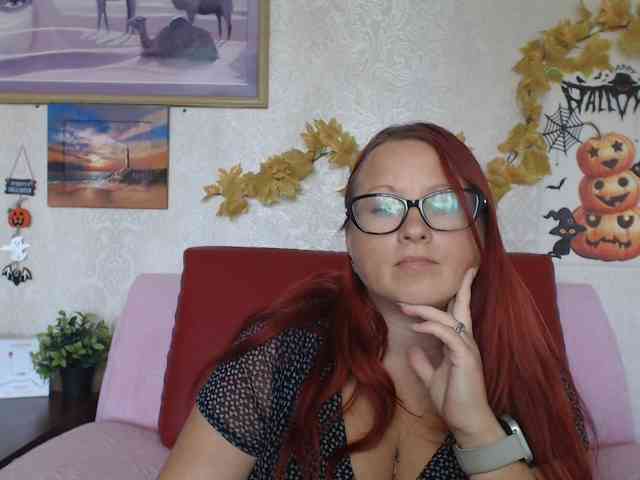 Lilia4joy webcam