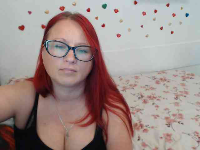 Lilia4joy webcam