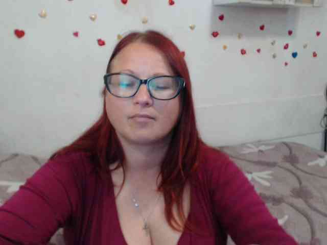 Lilia4joy webcam