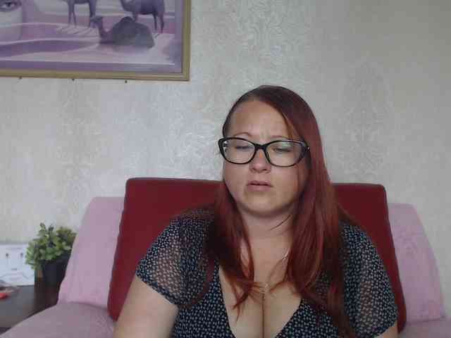 Lilia4joy webcam