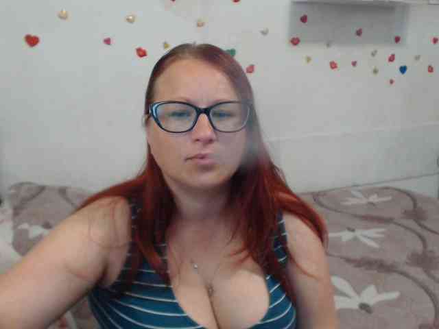 Lilia4joy webcam