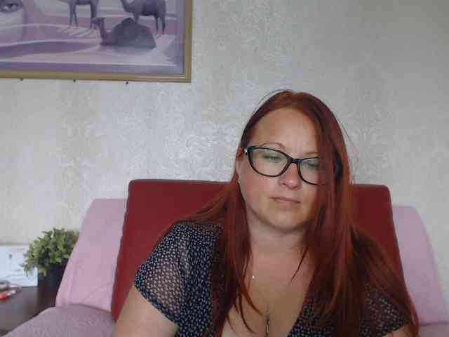 Lilia4joy webcam