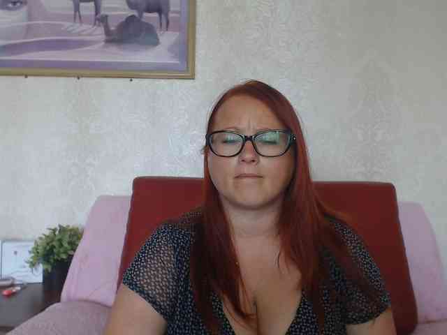 Lilia4joy webcam