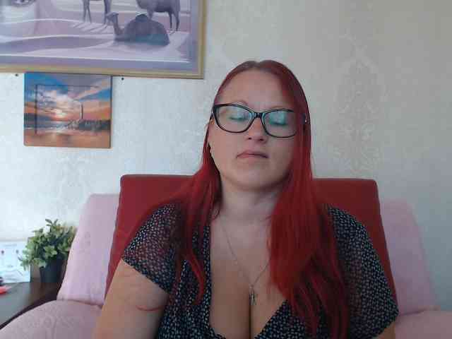Lilia4joy webcam