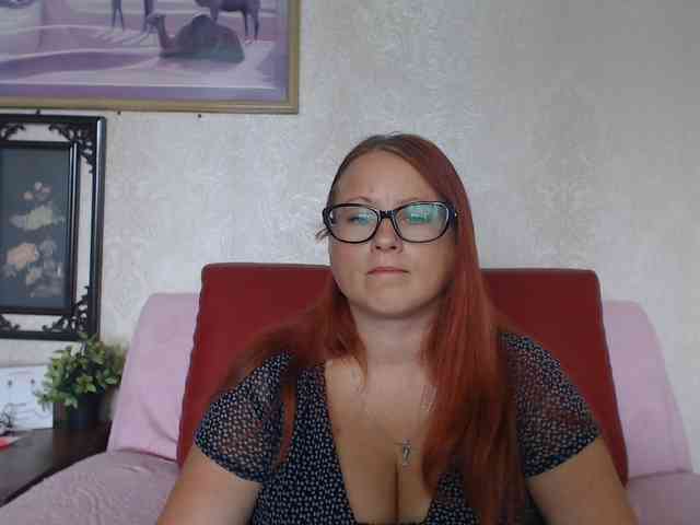 Lilia4joy webcam