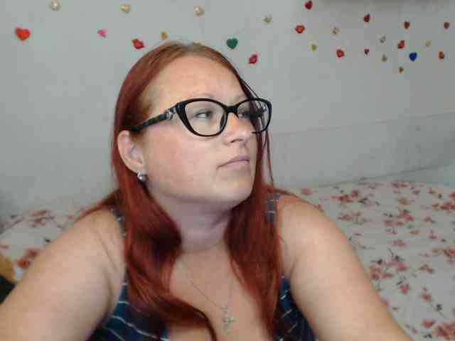 Lilia4joy webcam