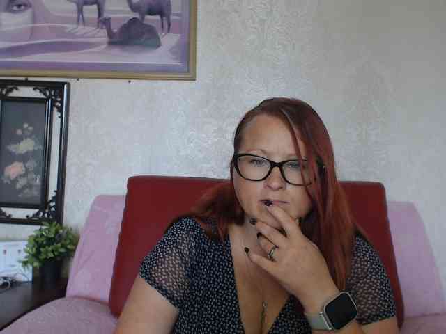 Lilia4joy webcam