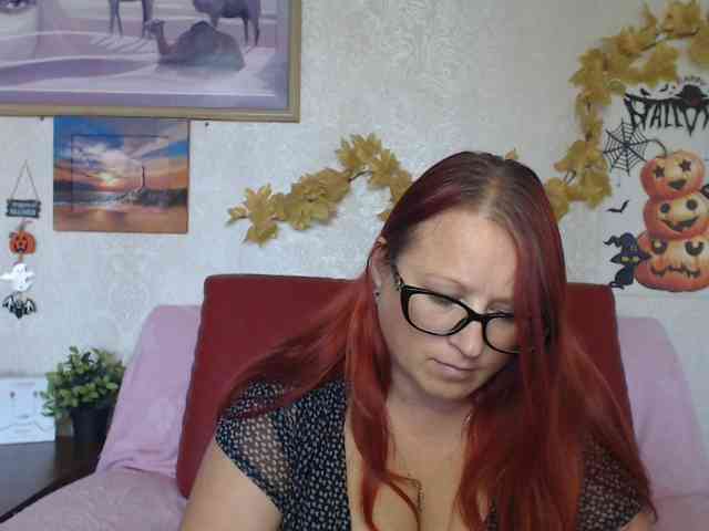 Lilia4joy webcam