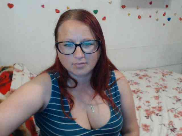 Lilia4joy webcam