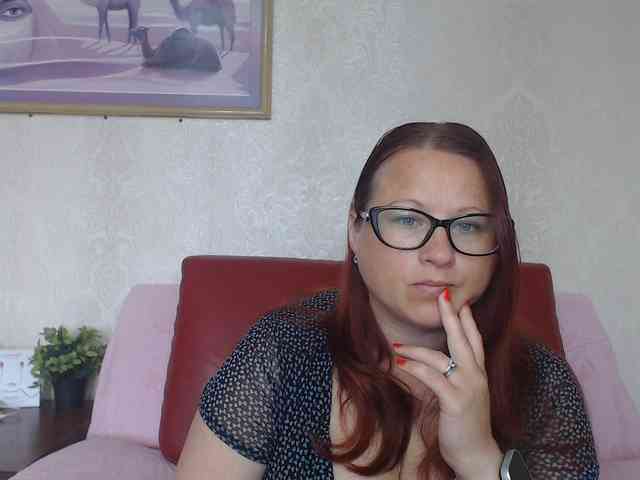 Lilia4joy webcam