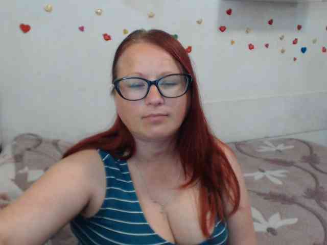 Lilia4joy webcam