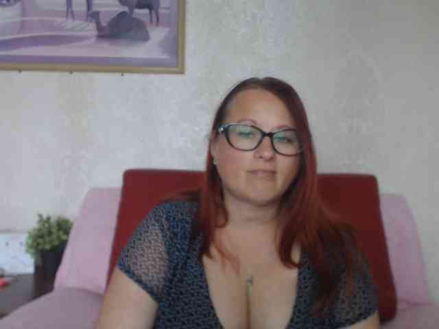 Lilia4joy webcam