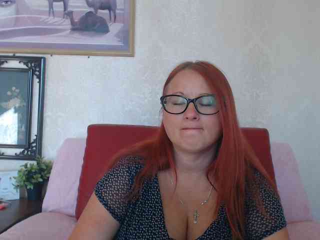 Lilia4joy webcam