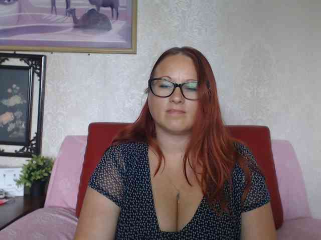 Lilia4joy webcam