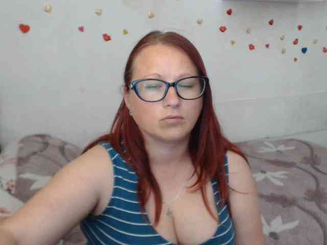 Lilia4joy webcam