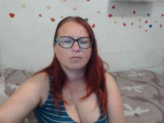 Lilia4joy webcam