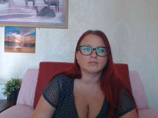 Lilia4joy webcam