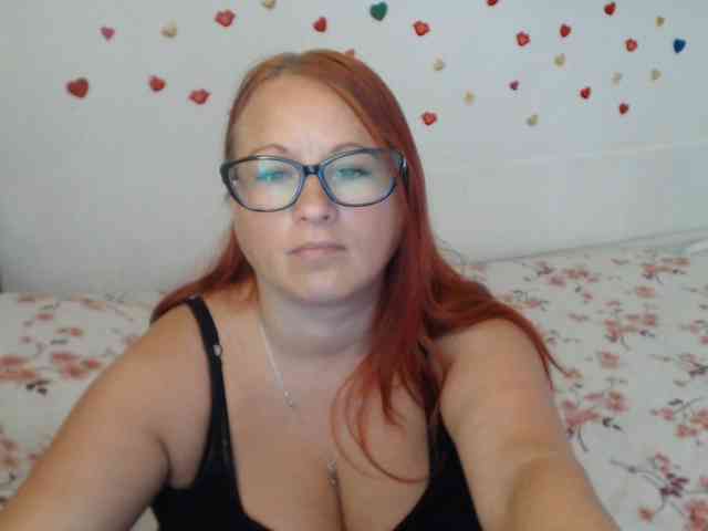 Lilia4joy webcam