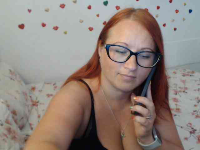 Lilia4joy webcam