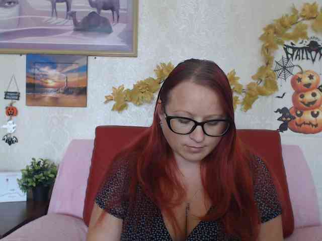 Lilia4joy webcam