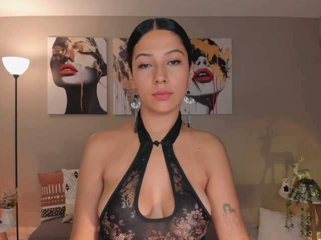 LelaWest live cam on BongaCams