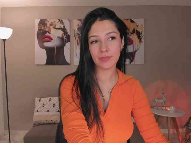 LelaWest webcam