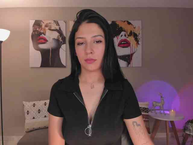 LelaWest webcam