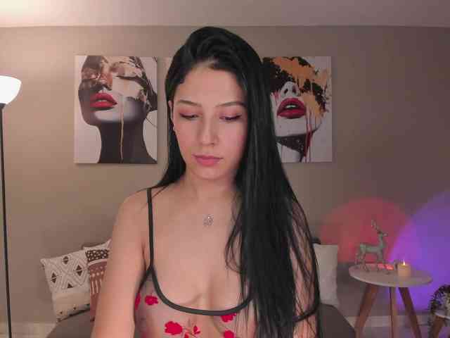 LelaWest webcam
