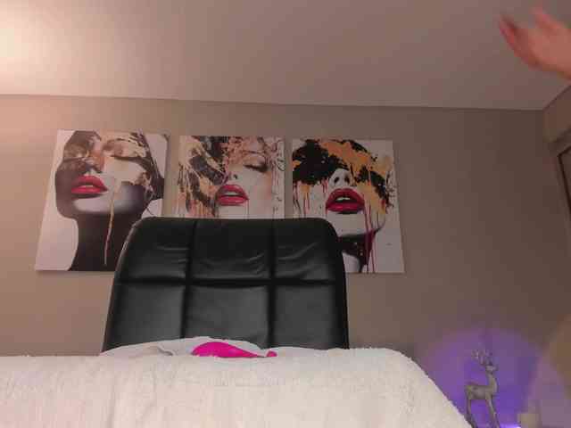 LelaWest Live Webcam on BongaCams