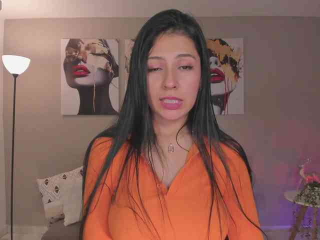 LelaWest webcam