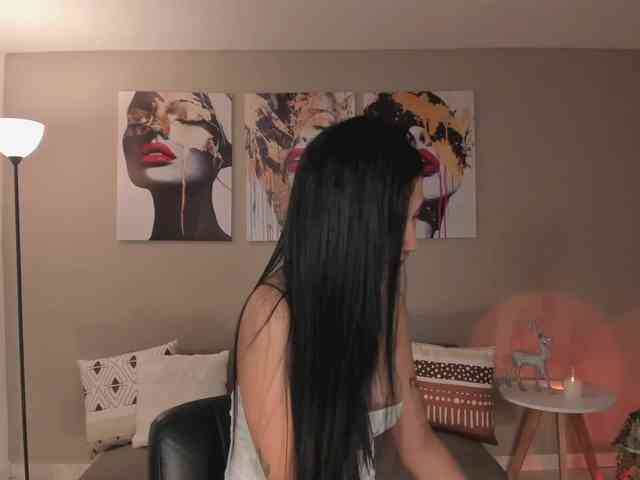 LelaWest webcam