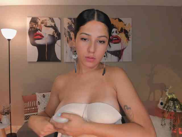 LelaWest
