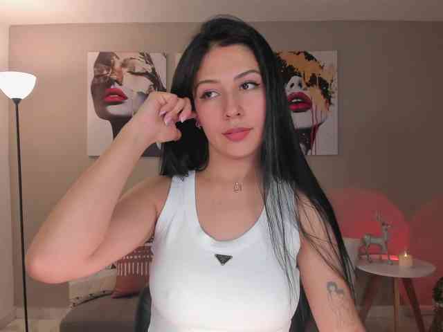 LelaWest webcam