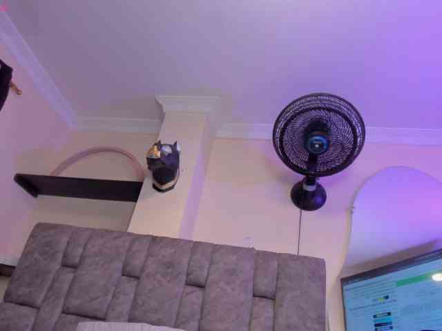 Danielasexya webcam