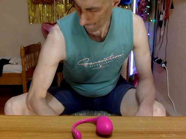 handsome-alfi Live Webcam on BongaCams